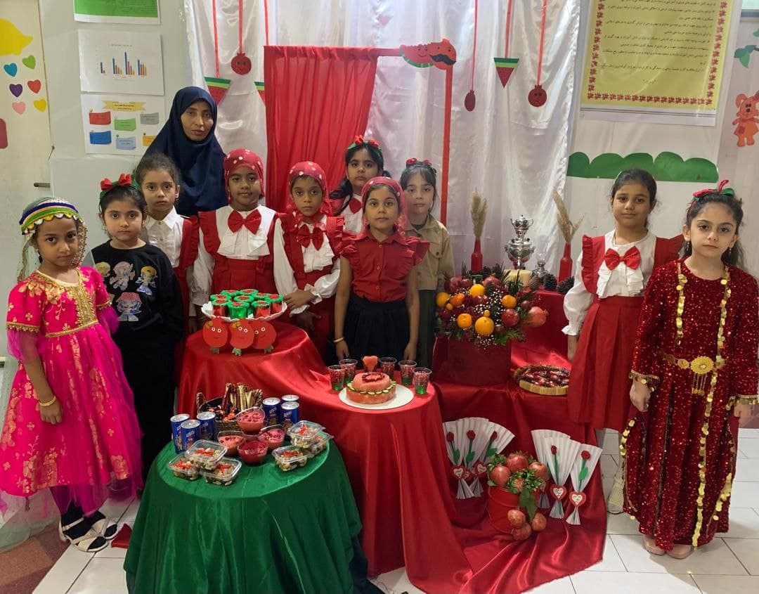 پیش دبستانی و دبستان غیر دولتی دخترانه هوشمند مهر اندیش