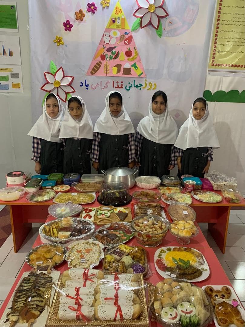 پیش دبستانی و دبستان غیر دولتی دخترانه هوشمند مهر اندیش